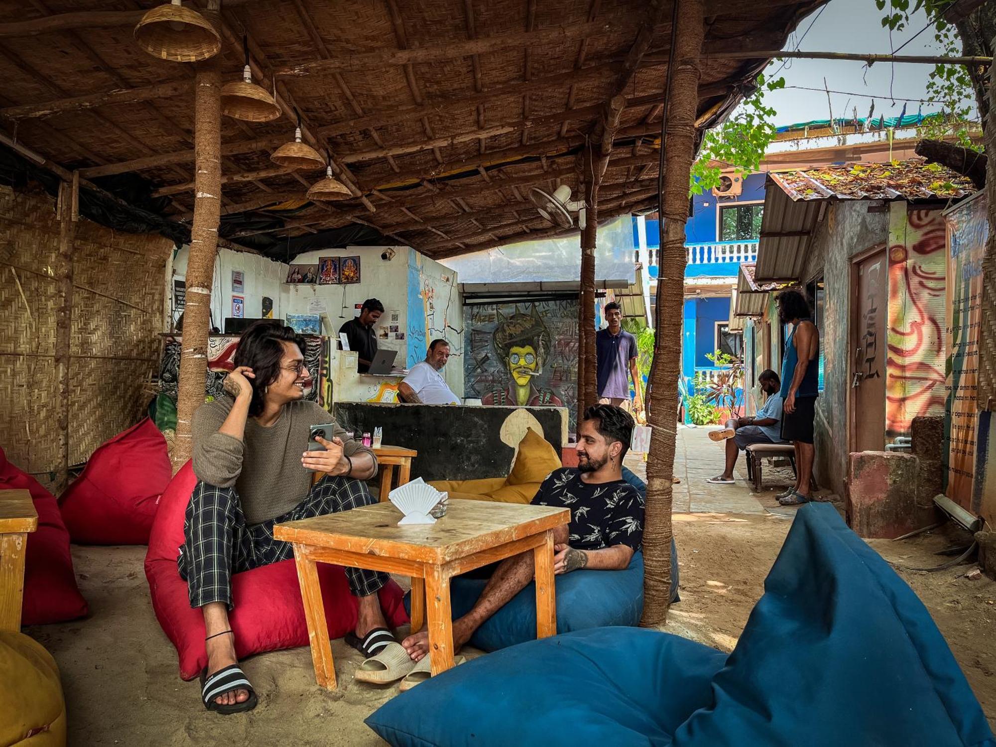 12 Monks - Beachside Hostel Арамбол Екстер'єр фото